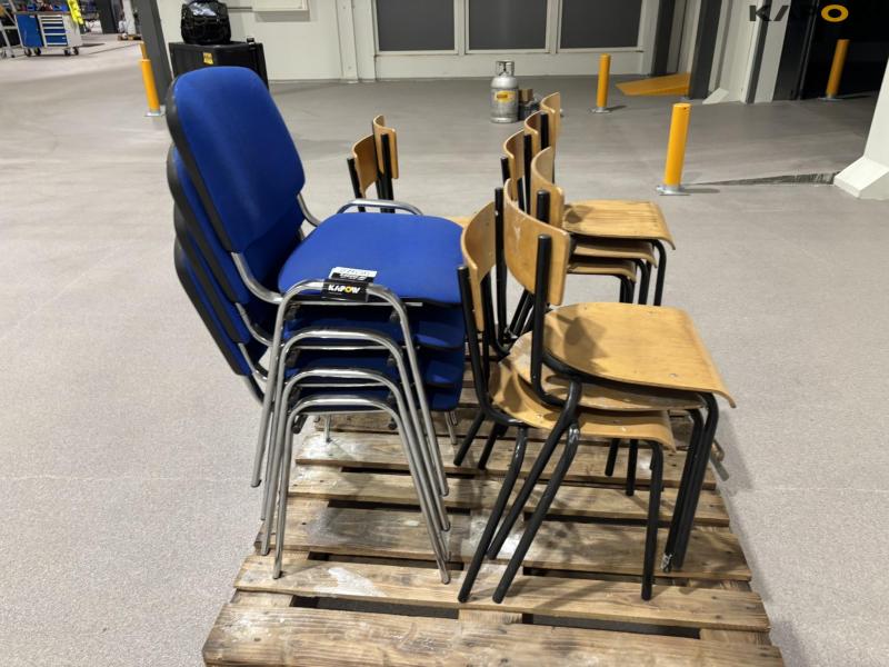 Stacking chairs 12 pcs. 8