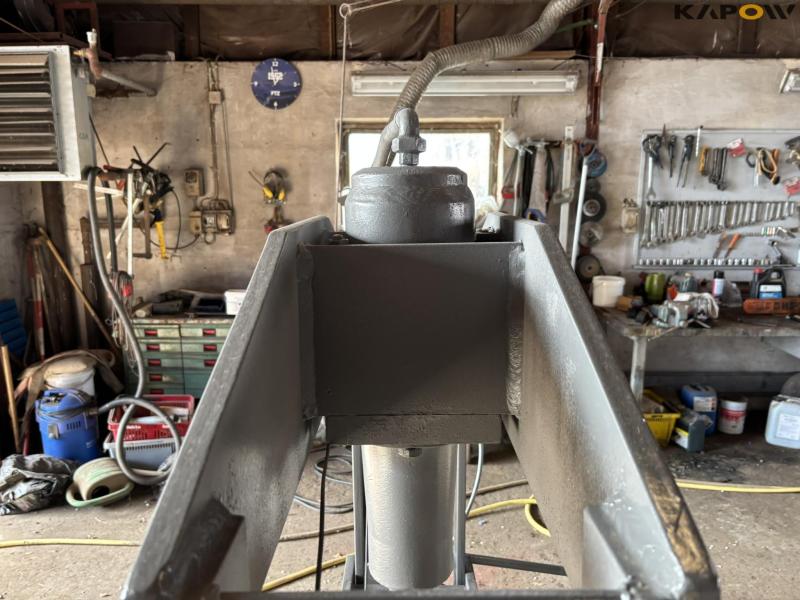 Stenhøj 40 ton presses 23