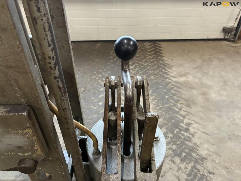 Stenhøj 40 ton presses 12