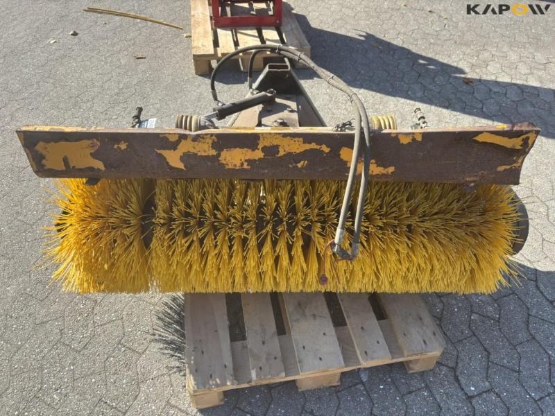 Stensballe FF1300LS broom with A-frame 2