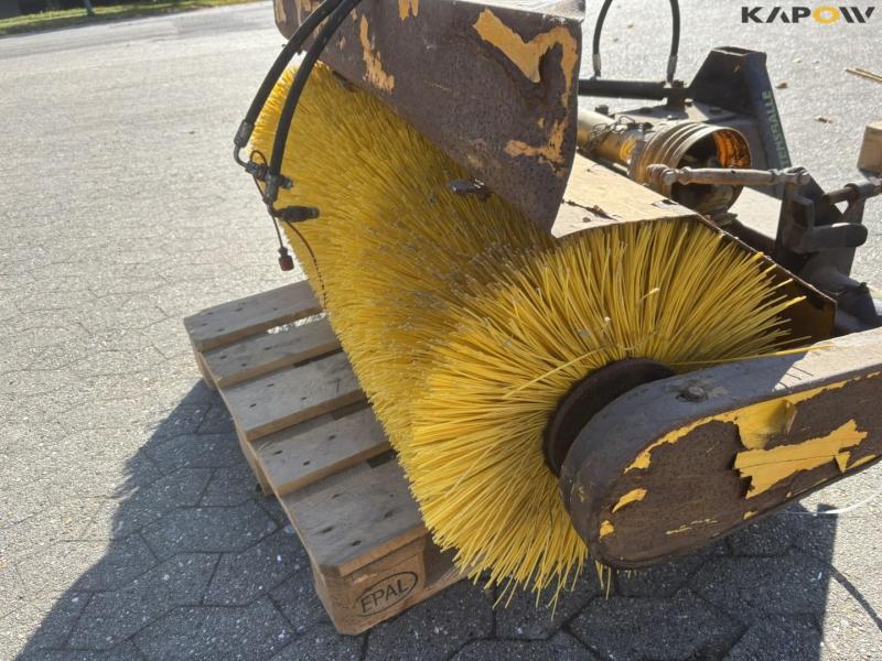 Stensballe FF1300LS broom with A-frame 9