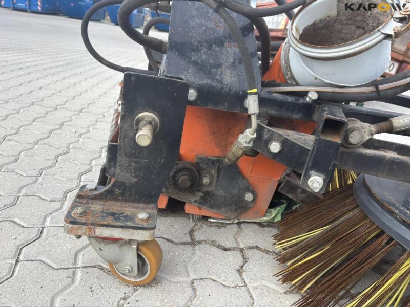 Stensballe Stama sweeping/suction system 25