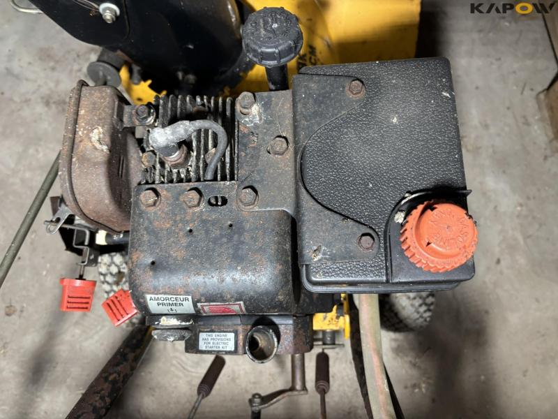 Stiga 521 snow thrower 16