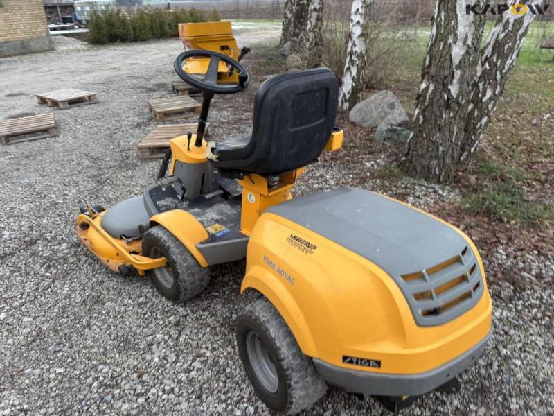 Stiga Park Royal lawn mower 7