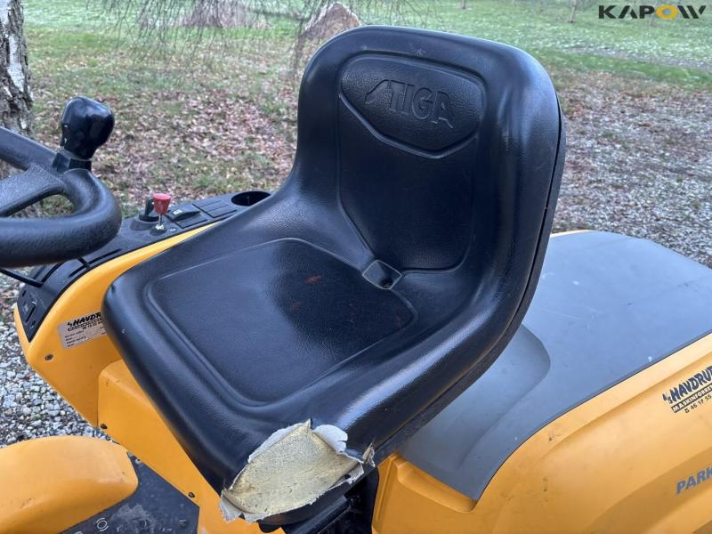 Stiga Park Royal lawn mower 34