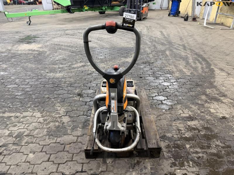 Still electric pallet truck 6
