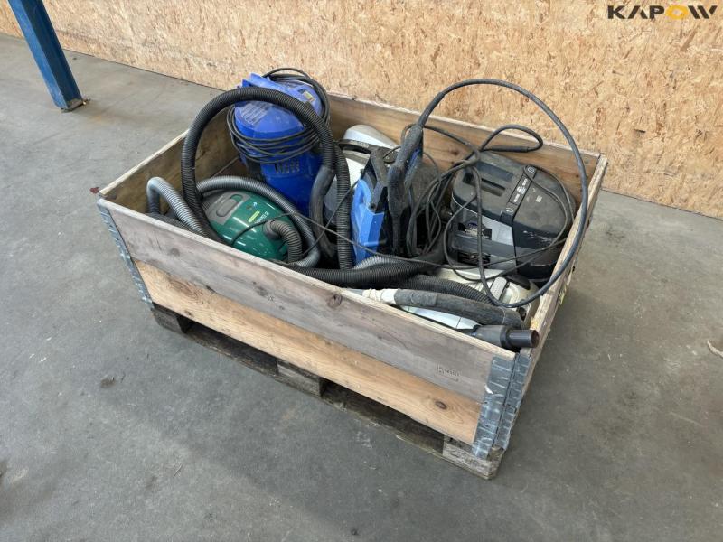 Vacuum cleaner and high pressure cleaner 1