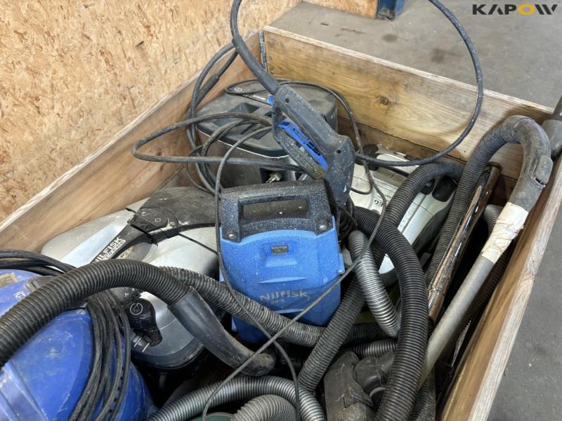 Vacuum cleaner and high pressure cleaner 11