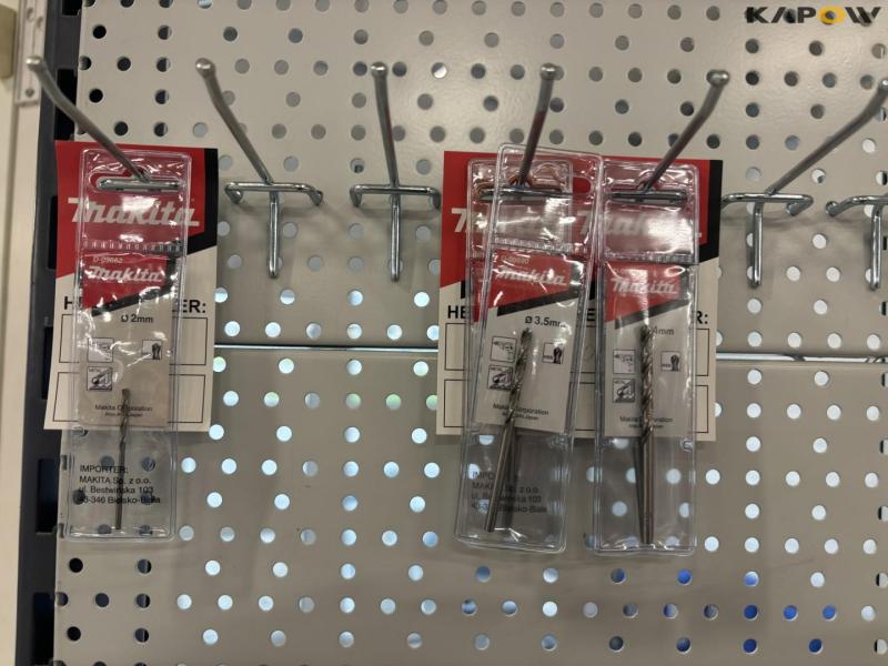 Large batch of drills, cutting discs and miscellaneous 5