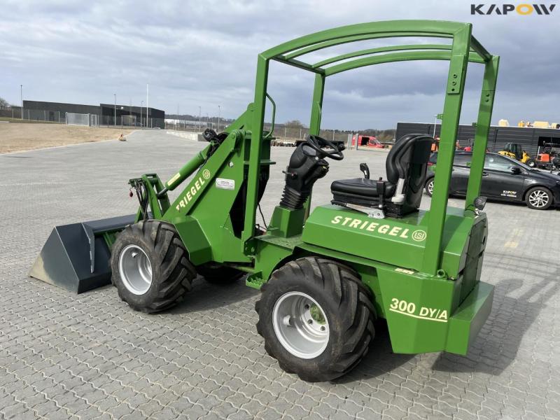 Striegel 300 DY/A skid steer loader 7