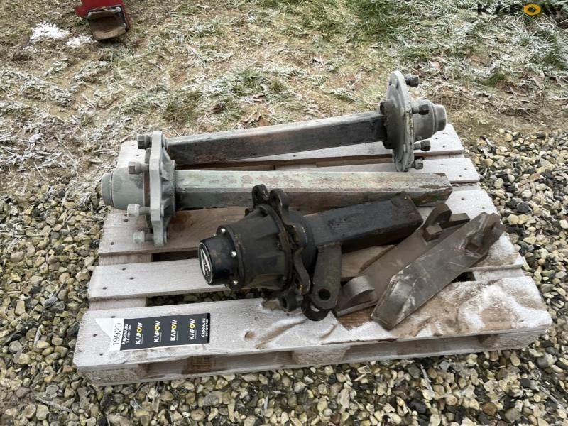 Stubby axles and euro hitch 2