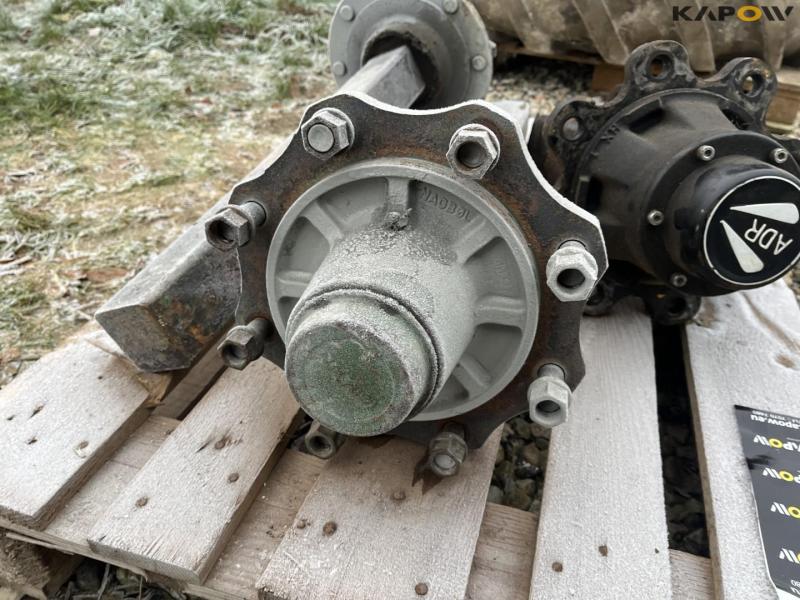 Stubby axles and euro hitch 9