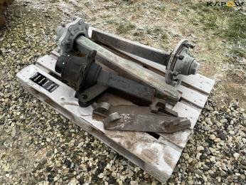 Stubby axles and euro hitch