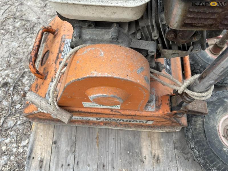 Stunner Kawasaki KPL-70 plate vibrator 18