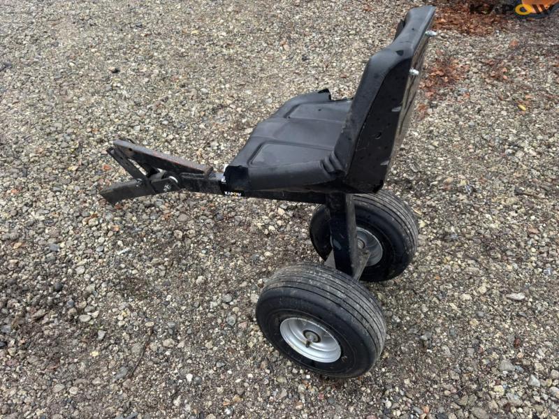 Sulky for tool carrier 7