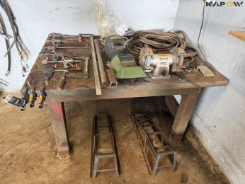 Welding table, bench grinder and... 