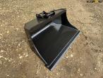 Swedish bucket 100cm with S30/150 hitch 3