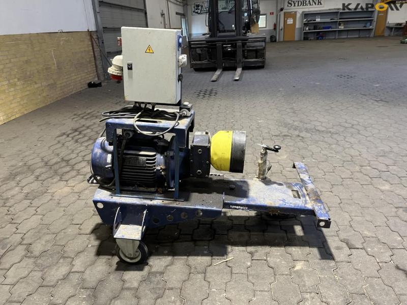 Tajfn EP12 electric motor with PTO outlet 4