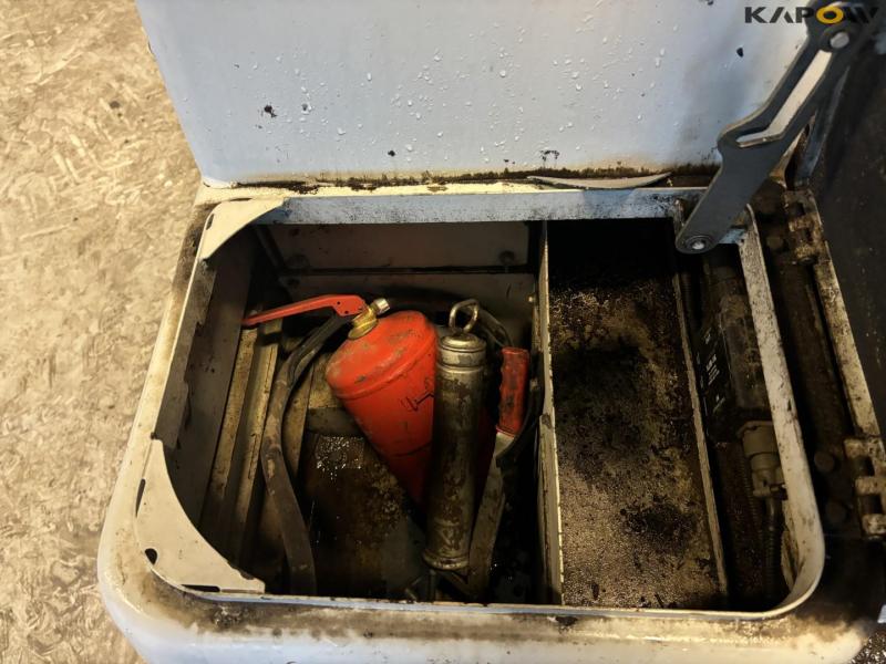 Takeuchi TB1140 excavator 49