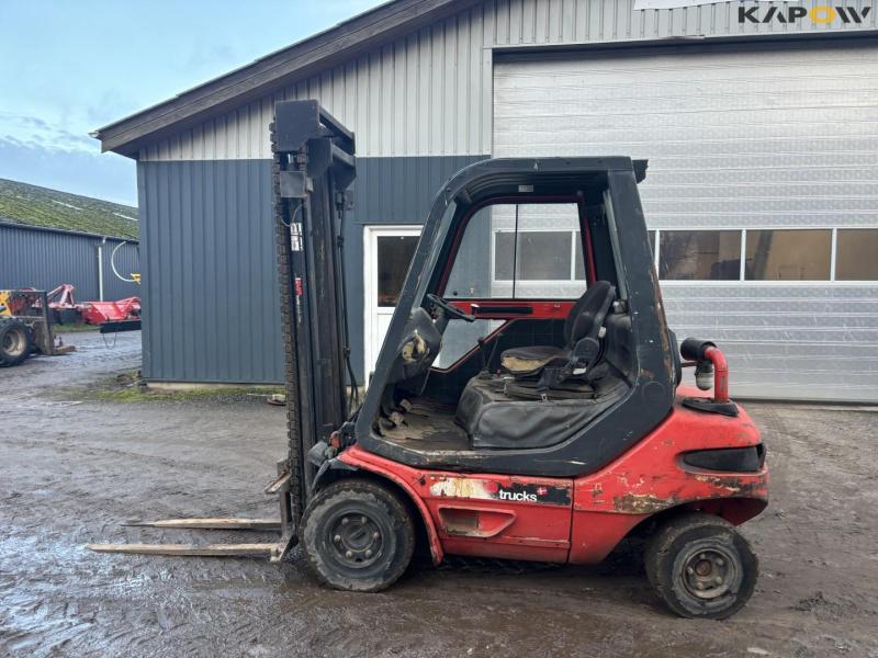 TCM 1125D diesel forklift 8