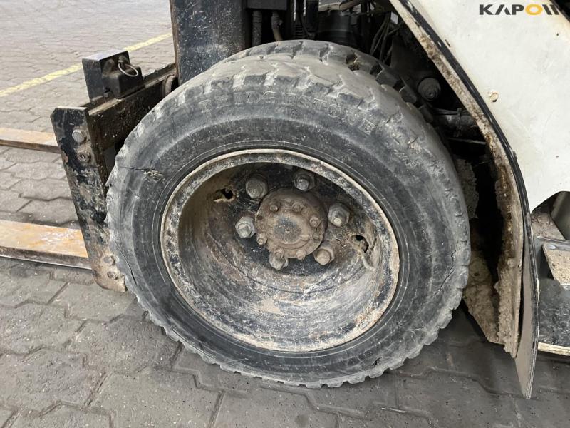 TCM FG20 gas forklift 26