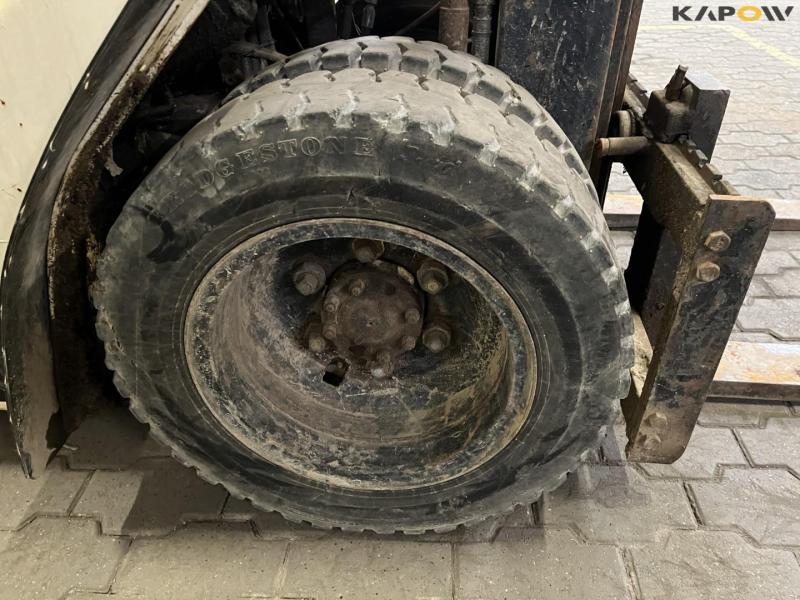 TCM FG20 gas forklift 27