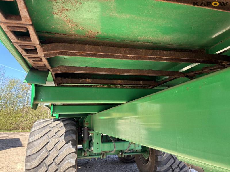 Tebbe HS20 with HS240 spreader and discharge box 35