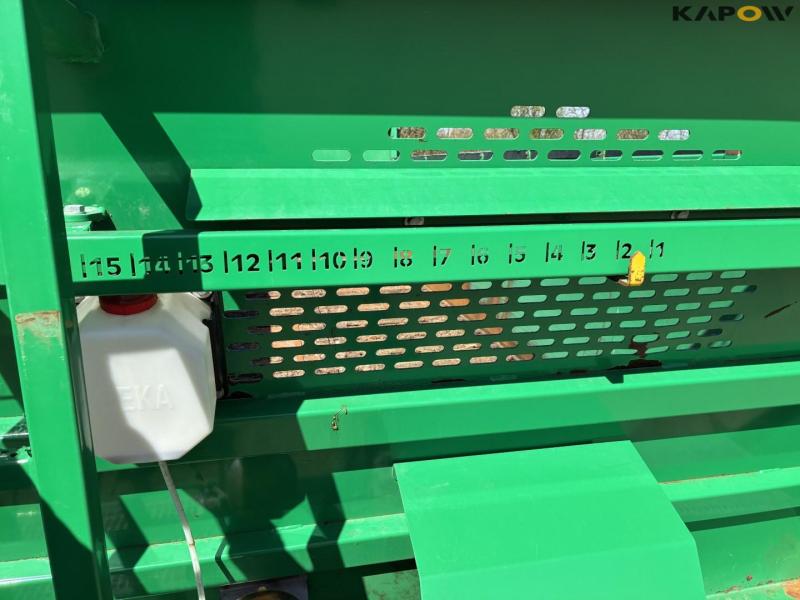 Tebbe HS20 with HS240 spreader and discharge box 68