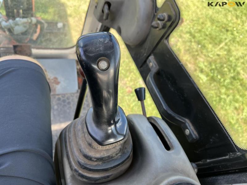 Terex HR 1.6 mini excavator 30
