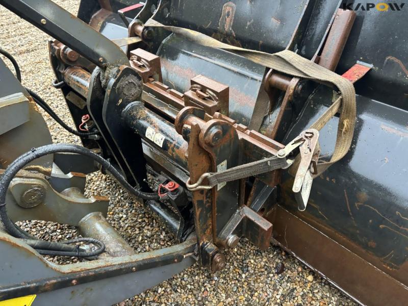 Terex TL 100 loader 17