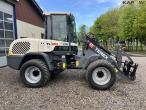 Terex TL120 wheel loader 4