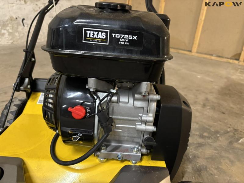 Texas 400TG lawn aerator 12