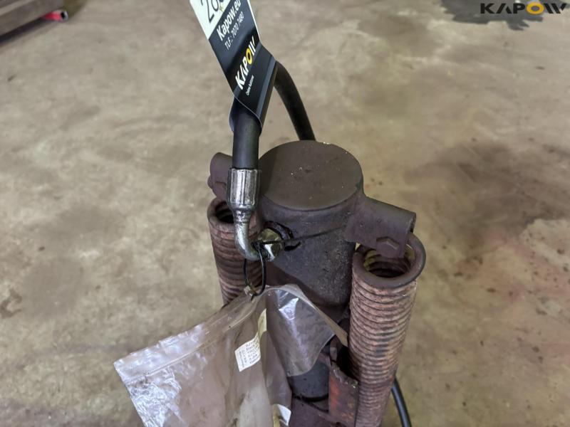 Thor hydraulic support leg 6