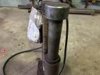 Thor hydraulic support leg 20