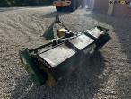Thyregod sweeper with 3-point hitch 7
