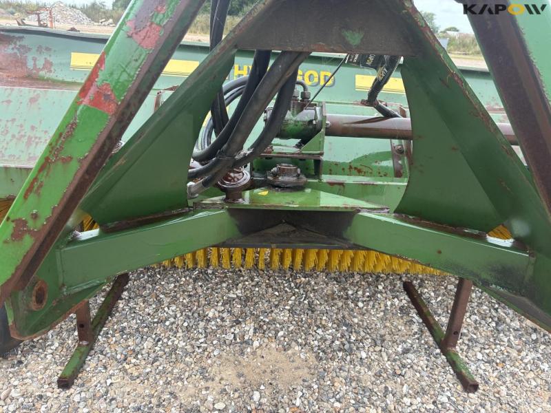Thyregod hydraulic broom for A-frame 8