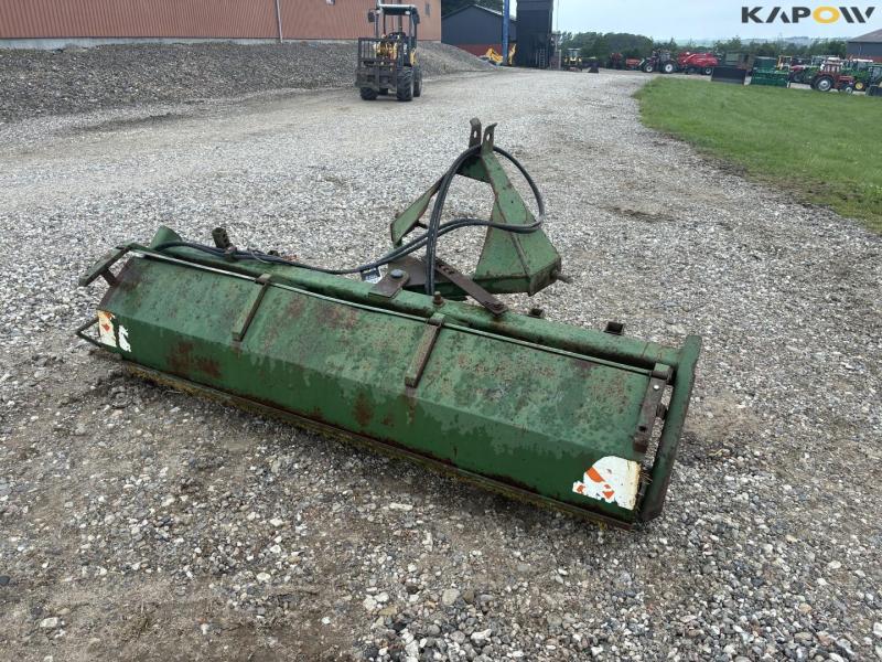 Thyregod hydraulic broom 3