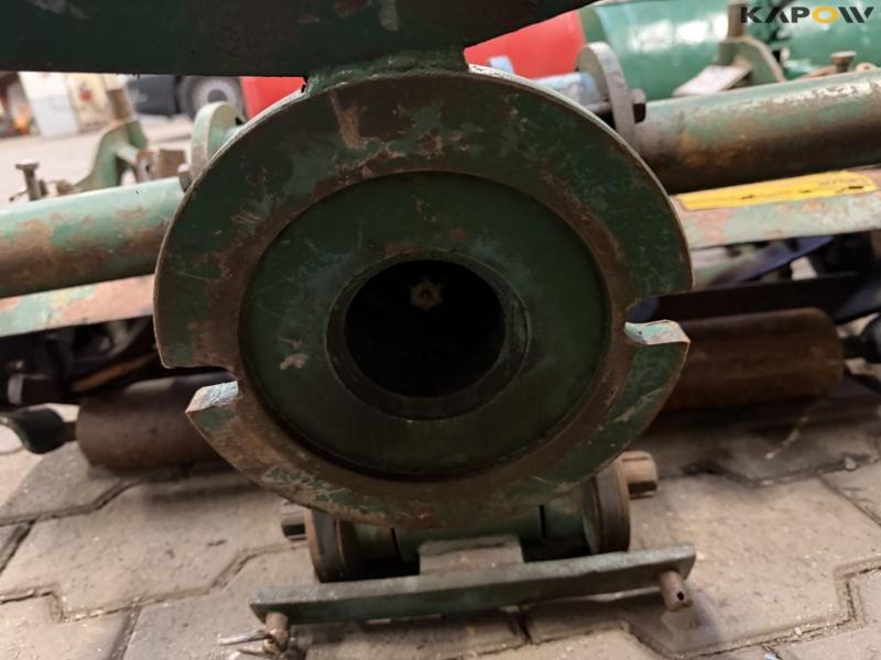 Tool carrier accessories 16