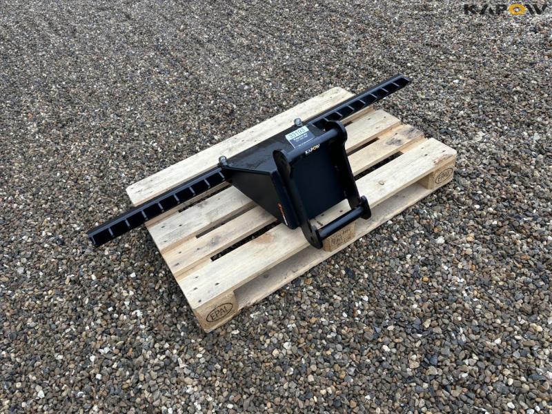 Tiltman rake with S40 hitch 7