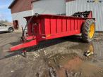 TIM manure spreader 1