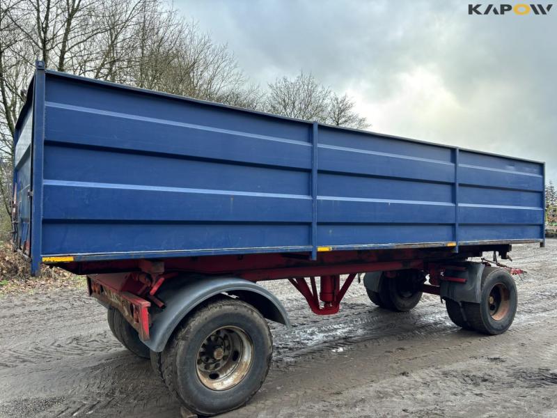 Tipper with drying channel 4