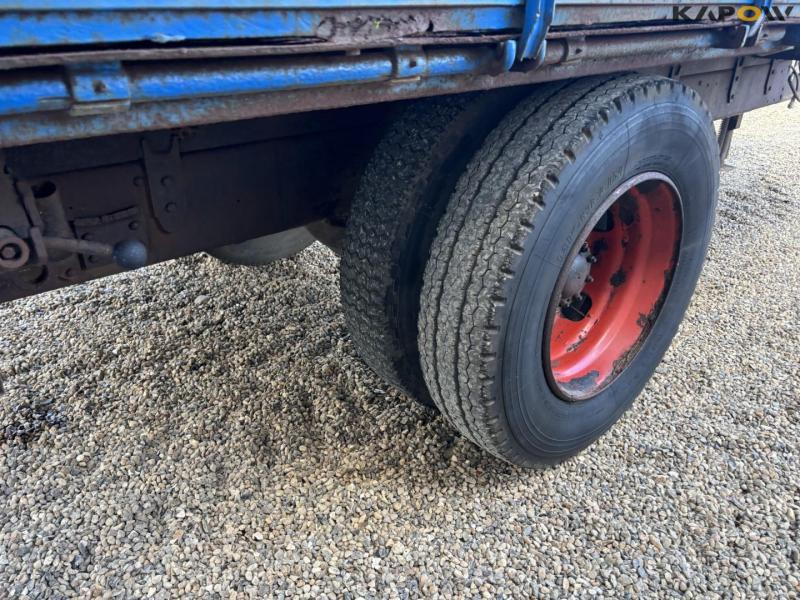 Tipper truck for grain drying 23