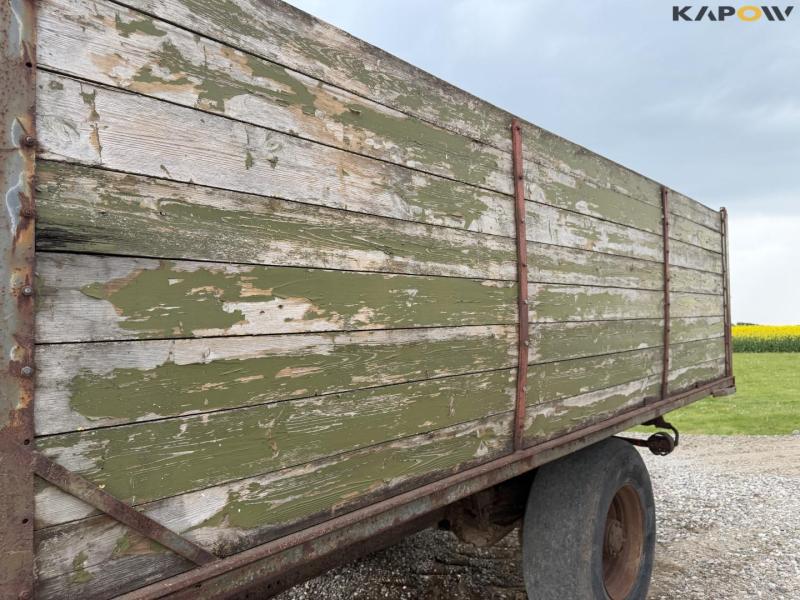 Tipper truck 23