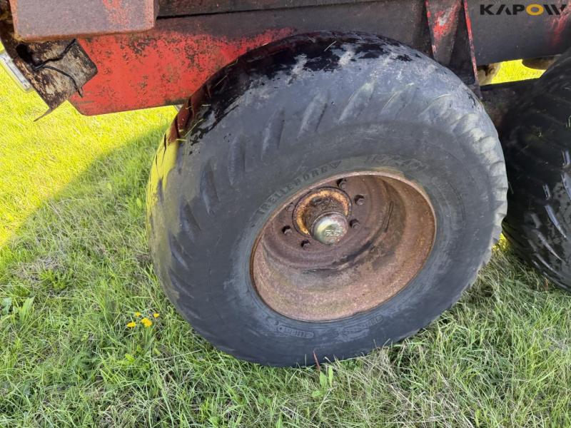 Tipper truck 21