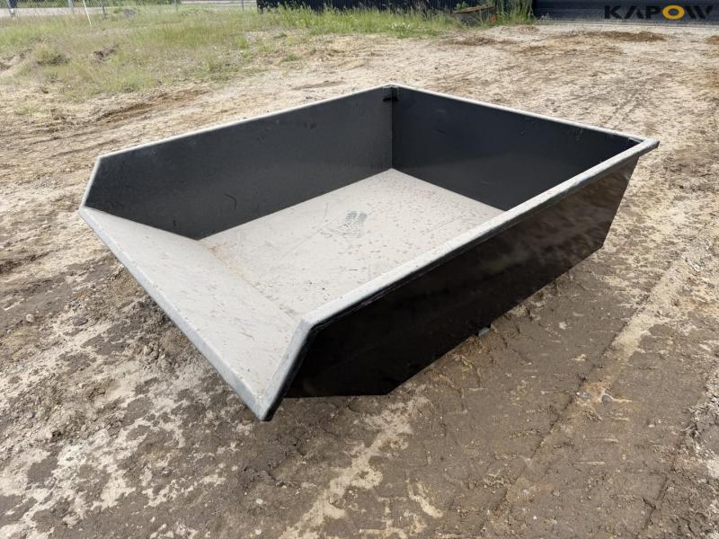 TLB 75 container 1