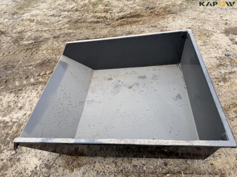 TLB75 container 9