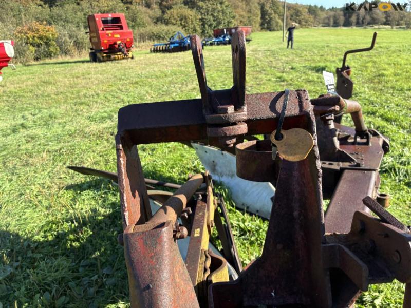 Two furrow meadow plow 16
