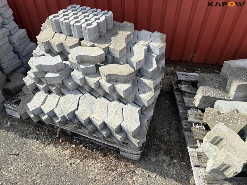 Clear the space of stones and tiles 11
