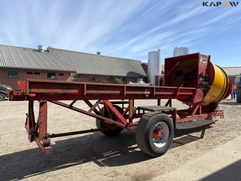 Tomahawk 505M straw chopper 4