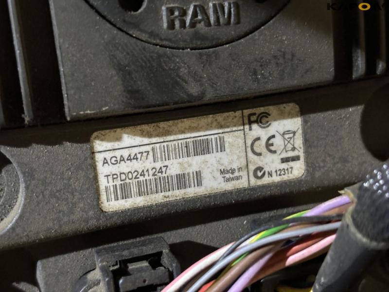 Topcon GPS with screen 13